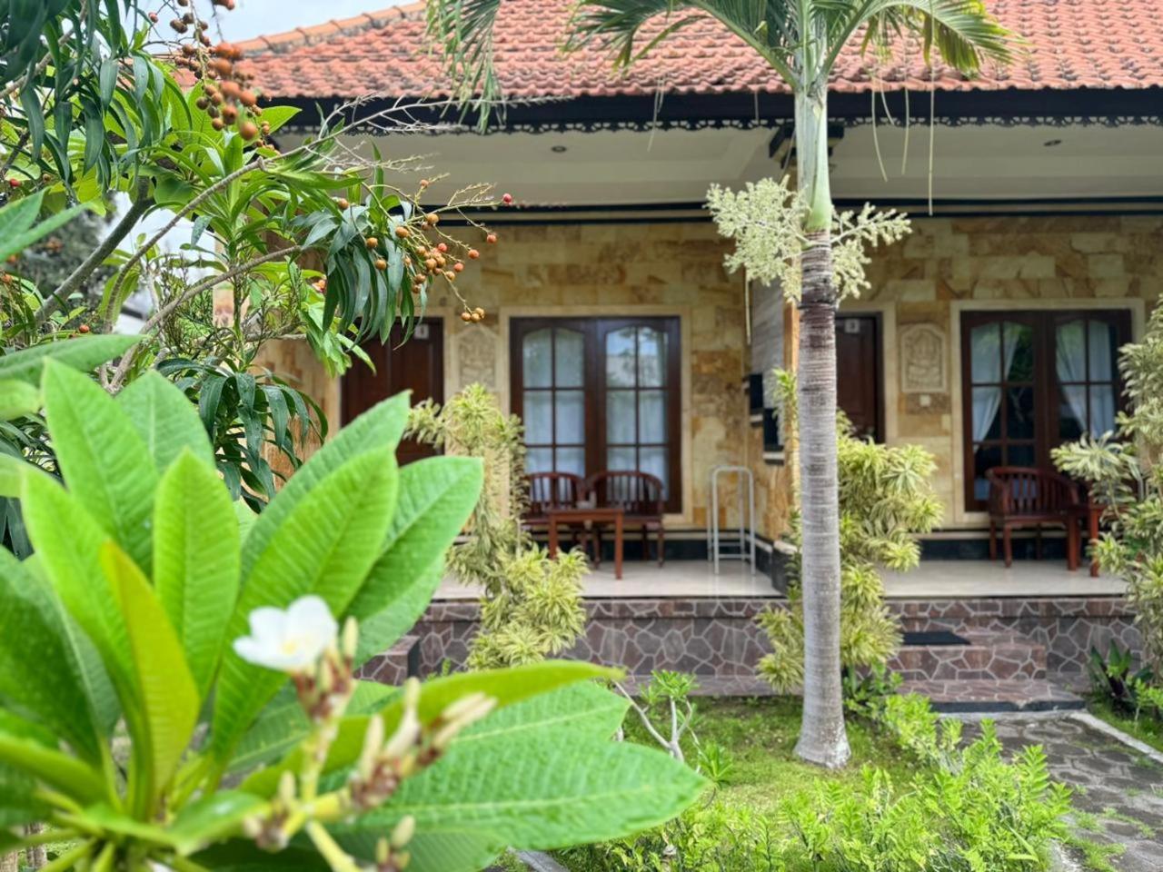 Tiki Bar And More Nusa Lembongan  Exterior photo