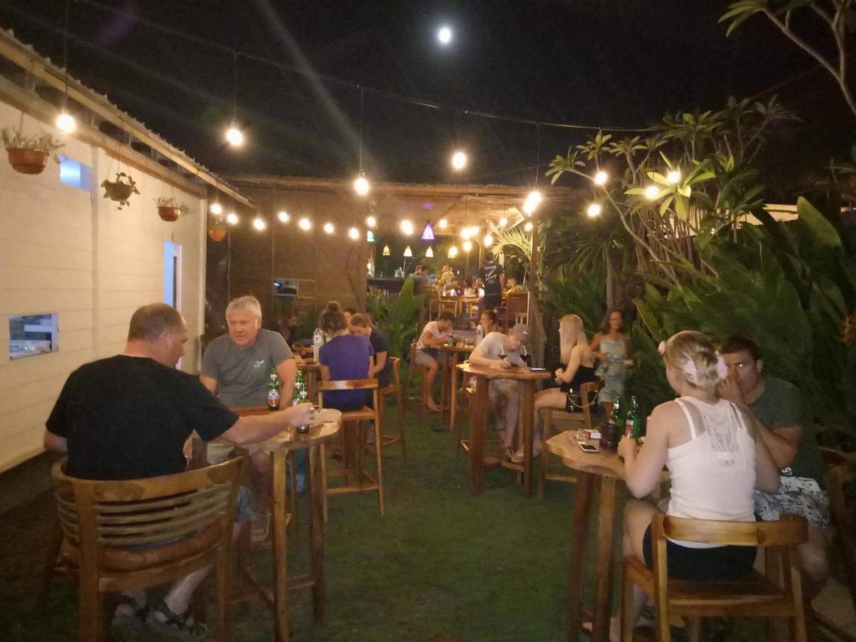 Tiki Bar And More Nusa Lembongan  Exterior photo