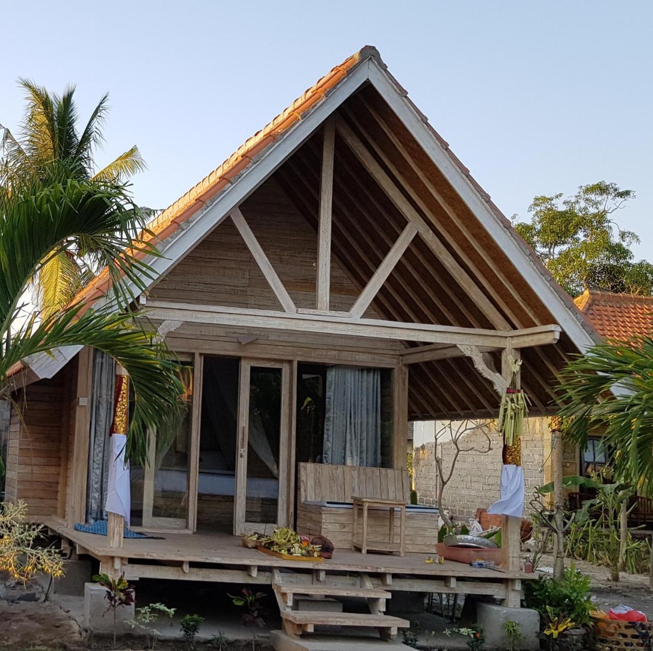 Tiki Bar And More Nusa Lembongan  Exterior photo